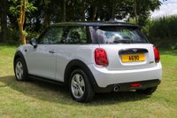 USED 2019 69 MINI HATCH COOPER 1.5 Cooper Classic II 3dr Automatic [Comfort Pack] Euro 6 (DAB Radio, Visual Boost, Heated Seats, Bluetooth, Air Con) !! NATIONWIDE DELIVERY AVAILABLE !!