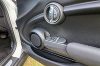 USED 2019 69 MINI HATCH COOPER 1.5 Cooper Classic II 3dr Automatic [Comfort Pack] Euro 6 (DAB Radio, Visual Boost, Heated Seats, Bluetooth, Air Con) !! NATIONWIDE DELIVERY AVAILABLE !!