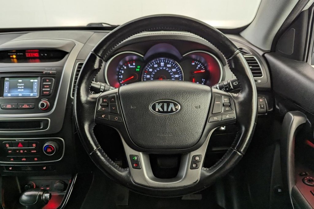 USED 2014 14 KIA SORENTO 2.2 CRDI KX-2 4x4 7 SEATER AUTO 5d 194 BHP 