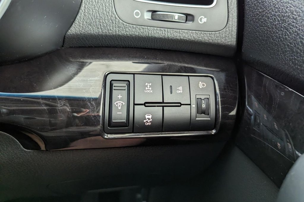 USED 2014 14 KIA SORENTO 2.2 CRDI KX-2 4x4 7 SEATER AUTO 5d 194 BHP 