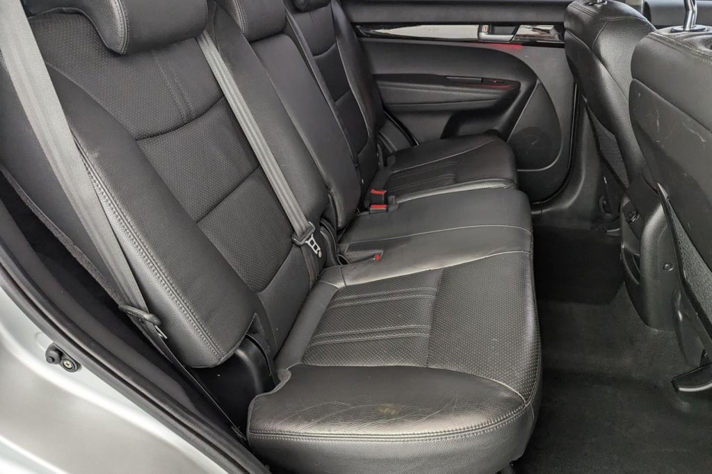 USED 2014 14 KIA SORENTO 2.2 CRDI KX-2 4x4 7 SEATER AUTO 5d 194 BHP 