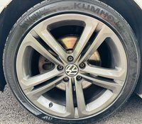 USED 2015 65 VOLKSWAGEN CC 2.0 R LINE TDI BLUEMOTION TECHNOLOGY 4d 175 BHP SATELLITE NAVIGATION REAR PARKING SENSORS HEATED FRONT SEATS