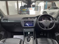 USED 2018 67 VOLKSWAGEN TIGUAN 2.0 TDI SEL SUV 5dr Diesel DSG Euro 6 (s/s) (150 ps) Pan Roof, Leather, &pound;8k Extras