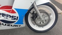 USED 1989 G SUZUKI RGV250 Pepsi VJ21A Sports Classic Exceptional condition, truly amazing.
