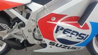 USED 1989 G SUZUKI RGV250 Pepsi VJ21A Sports Classic Exceptional condition, truly amazing.