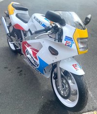 USED 1989 G SUZUKI RGV250 Pepsi VJ21A Sports Classic Exceptional condition, truly amazing.