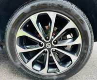 USED 2013 63 NISSAN QASHQAI 1.5 DCI 360 5d 110 BHP PANORAMIC SUNROOF SATELLITE NAVIGATION FULL SERVICE HISTORY