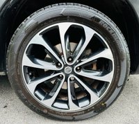 USED 2013 63 NISSAN QASHQAI 1.5 DCI 360 5d 110 BHP PANORAMIC SUNROOF SATELLITE NAVIGATION FULL SERVICE HISTORY