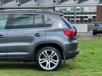 USED 2012 62 VOLKSWAGEN TIGUAN 2.0 SPORT TDI BLUEMOTION TECHNOLOGY 4MOTION DSG 5d 138 BHP 