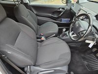 USED 2016 16 PEUGEOT 208 1.2 ALLURE 3d 82 BHP PEUGEOT 208 1.2 ALLURE 3d 82 BHP