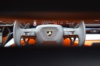 USED 2020 LAMBORGHINI URUS 4.0 V8 5d 641 BHP PAN ROOF / 23" / HUD / 1 OWNER