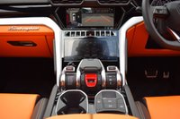 USED 2020 LAMBORGHINI URUS 4.0 V8 5d 641 BHP PAN ROOF / 23" / HUD / 1 OWNER