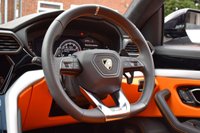 USED 2020 LAMBORGHINI URUS 4.0 V8 5d 641 BHP PAN ROOF / 23" / HUD / 1 OWNER
