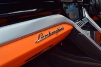 USED 2020 LAMBORGHINI URUS 4.0 V8 5d 641 BHP PAN ROOF / 23" / HUD / 1 OWNER
