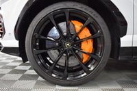USED 2020 LAMBORGHINI URUS 4.0 V8 5d 641 BHP PAN ROOF / 23" / HUD / 1 OWNER