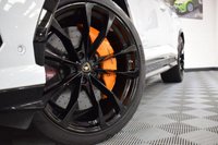 USED 2020 LAMBORGHINI URUS 4.0 V8 5d 641 BHP PAN ROOF / 23" / HUD / 1 OWNER