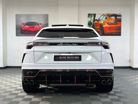 USED 2020 LAMBORGHINI URUS 4.0 V8 5d 641 BHP PAN ROOF / 23" / HUD / 1 OWNER