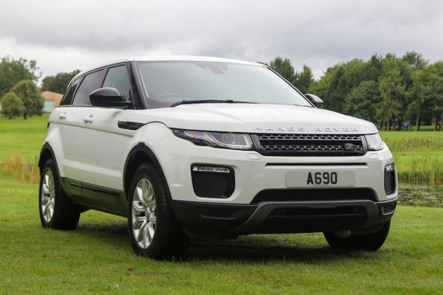 2016 66 Land Rover Range Rover Evoque 2.0 TD4 (180) SE Tech 5dr Automatic Euro 6 (Privacy Glass, Heated Seats, Dual Climate, Premium Navigation)