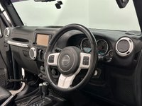 USED 2015 15 JEEP WRANGLER 2.8 CRD X 2d 197 BHP Sensational Rugged All Terrain 2.8 Jeep Wrangler , High Gloss Black, Full Ebony Leather Interior, White Interior Accents, 18"  X Edition Alloy Wheels