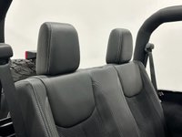 USED 2015 15 JEEP WRANGLER 2.8 CRD X 2d 197 BHP Sensational Rugged All Terrain 2.8 Jeep Wrangler , High Gloss Black, Full Ebony Leather Interior, White Interior Accents, 18"  X Edition Alloy Wheels