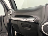 USED 2015 15 JEEP WRANGLER 2.8 CRD X 2d 197 BHP Sensational Rugged All Terrain 2.8 Jeep Wrangler , High Gloss Black, Full Ebony Leather Interior, White Interior Accents, 18"  X Edition Alloy Wheels