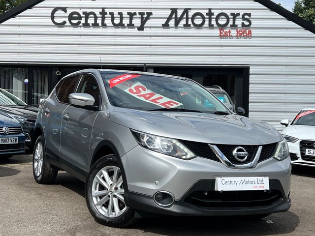 2014 64 Nissan Qashqai 1.6 dCi Acenta PREMIUM '4WD' 5dr - GLASS ROOF + 4x4