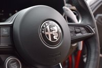 USED 2021 60 ALFA ROMEO GIULIA 2.0 TB VELOCE TI 4d 277 BHP HARMAN KARDON / GTA RED PAINT