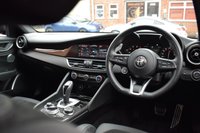 USED 2021 60 ALFA ROMEO GIULIA 2.0 TB VELOCE TI 4d 277 BHP HARMAN KARDON / GTA RED PAINT