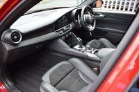 USED 2021 60 ALFA ROMEO GIULIA 2.0 TB VELOCE TI 4d 277 BHP HARMAN KARDON / GTA RED PAINT