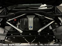 USED 2019 19 BMW X5  M50D 3.0 QUAD TURBO 400 PS DIESEL AUTO EURO 6 UK DELIVERY FLAT FEE &pound;175 (SUBJECT TO DEAL)*OVER 100 IMAGES ON OUR WEBSITE*BESPOKE FINANCE ARRANGED*PART EXCHANGE WELCOME*ALL VEHICLES HPI CLEAR