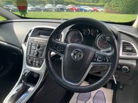 USED 2013 13 VAUXHALL ASTRA GTC 2.0 SRI CDTI 3d 162 BHP 