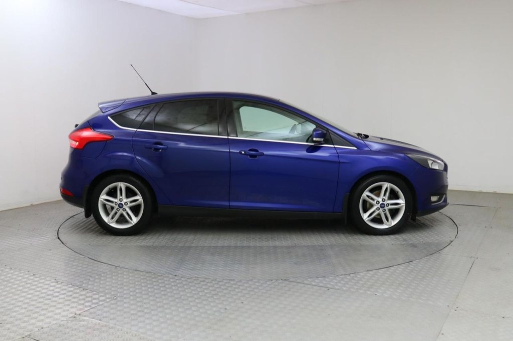 USED 2016 16 FORD FOCUS 1.0 TITANIUM 5d  