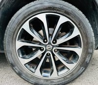 USED 2013 13 NISSAN QASHQAI 1.6 360 5d 117 BHP SATELLITE NAVIGATION REAR CAMERA WITH 360 DEGREE VISION BLUETOOTH