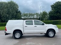 USED 2015 15 TOYOTA HI-LUX 2.5 ACTIVE 4X4 D-4D DCB 142 BHP PRICE 11350 + VAT 2270 TOTAL &pound;13620