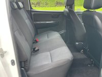 USED 2015 15 TOYOTA HI-LUX 2.5 ACTIVE 4X4 D-4D DCB 142 BHP PRICE 11350 + VAT 2270 TOTAL &pound;13620