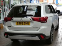 USED 2019 68 MITSUBISHI OUTLANDER 2.0 JURO 5d 148 BHP 7 SEATS APP SAT NAV REAR CAMERA PARKING SENSORS LOW MILEAGE MITSUBISHI WARRANTY TILL FEB 2024