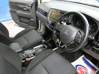 USED 2019 68 MITSUBISHI OUTLANDER 2.0 JURO 5d 148 BHP 7 SEATS APP SAT NAV REAR CAMERA PARKING SENSORS LOW MILEAGE MITSUBISHI WARRANTY TILL FEB 2024