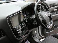 USED 2019 68 MITSUBISHI OUTLANDER 2.0 JURO 5d 148 BHP 7 SEATS APP SAT NAV REAR CAMERA PARKING SENSORS LOW MILEAGE MITSUBISHI WARRANTY TILL FEB 2024