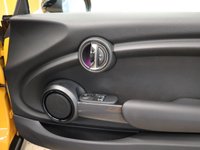 USED 2015 15 MINI HATCH COOPER 1.5 COOPER 3d 134 BHP PACKED WITH GREAT FACTORY EXTRAS WITH 1 PREVIOUS OWNER THIS IS A FANTASTIC VALUE AUTOMATIC