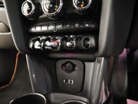USED 2015 15 MINI HATCH COOPER 1.5 COOPER 3d 134 BHP PACKED WITH GREAT FACTORY EXTRAS WITH 1 PREVIOUS OWNER THIS IS A FANTASTIC VALUE AUTOMATIC