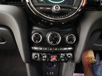 USED 2015 15 MINI HATCH COOPER 1.5 COOPER 3d 134 BHP PACKED WITH GREAT FACTORY EXTRAS WITH 1 PREVIOUS OWNER THIS IS A FANTASTIC VALUE AUTOMATIC