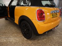 USED 2015 15 MINI HATCH COOPER 1.5 COOPER 3d 134 BHP PACKED WITH GREAT FACTORY EXTRAS WITH 1 PREVIOUS OWNER THIS IS A FANTASTIC VALUE AUTOMATIC