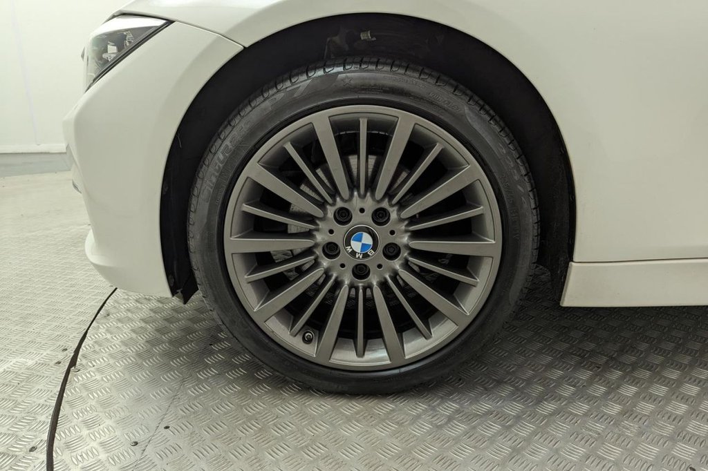 USED 2014 64 BMW 3 SERIES 2.0 320D XDRIVE LUXURY 4d 4X4 
