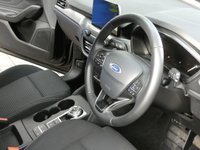 USED 2019 19 FORD FOCUS 1.0 TITANIUM 5d 124 BHP SAT NAV HEATED SEATS CRUISE CONTROL PARKING SENSORS GENUINE LOW MILEAGE 1 OWNER SERVICE HISTORY 6 MONTHS GOLD WARRANTY