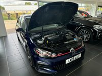USED 2019 19 VOLKSWAGEN GOLF 2.0 GTI PERFORMANCE TSI DSG 5d 242 BHP APPLE CARPLAY / ANDROID AUTO - SATELITTE NAVIGATION - BLUETOOTH HANDSFREE - 18" ALLOY WHEELS- - FRONT AND REAR PARK ASSIST