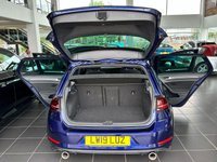 USED 2019 19 VOLKSWAGEN GOLF 2.0 GTI PERFORMANCE TSI DSG 5d 242 BHP APPLE CARPLAY / ANDROID AUTO - SATELITTE NAVIGATION - BLUETOOTH HANDSFREE - 18" ALLOY WHEELS- - FRONT AND REAR PARK ASSIST