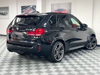 USED 2017 17 BMW X5 4.4 M 5d 568 BHP PAN ROOF / SOFT CLOSE / CARBON