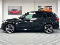 USED 2017 17 BMW X5 4.4 M 5d 568 BHP PAN ROOF / SOFT CLOSE / CARBON