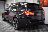 USED 2017 17 BMW X5 4.4 M 5d 568 BHP PAN ROOF / SOFT CLOSE / CARBON