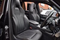 USED 2017 17 BMW X5 4.4 M 5d 568 BHP PAN ROOF / SOFT CLOSE / CARBON